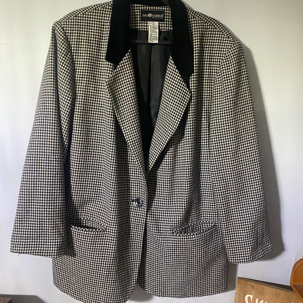 Classic 90’s Wool Houndstooth Blazer